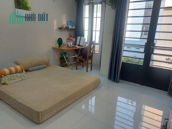 BÁN NHÀ CMT8 - TRUNG TÂM QUẬN 10 - HXH - Ở NGAY - TẶNG GPXD Thêm 1 Lầu - Nhỉnh 5 Tỷ.