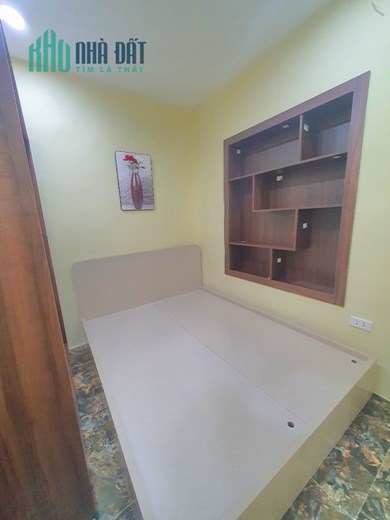 CHỈ 50M RA HỒ Ô TÔ ĐẬU CỔNG PHỐ TÔN ĐỨC THẮNG PHƯỜNG HÀNG BỘT QUẬN ĐỐNG ĐA DT:40M2 GIÁ:1.58 TỶ BAO