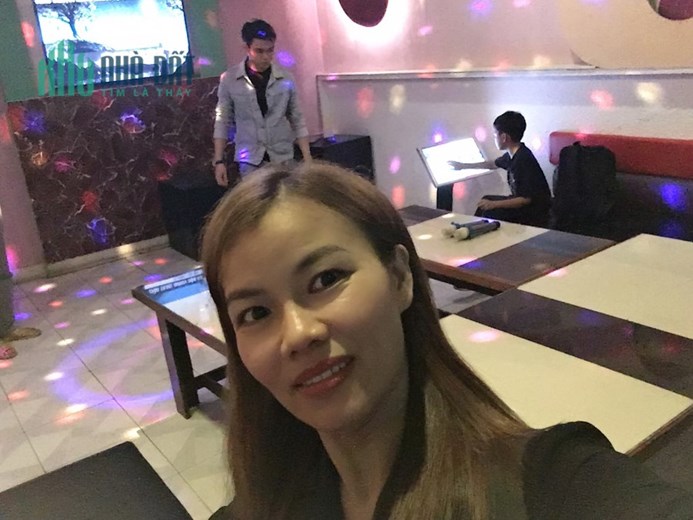 MẶT TIỀN KARAOKE ĐƯỜNG NƠ TRANG LONG, DT 655.8M2, GIÁ 100 TỶ .