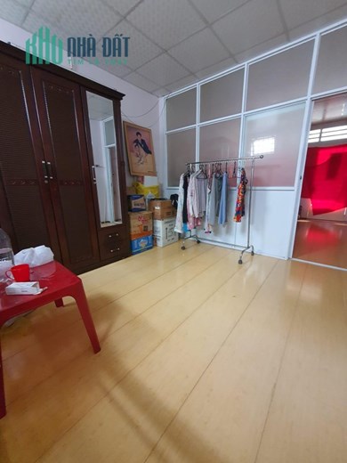 NHÀ HẺM XE HƠI ĐỔ CỬA - LẠC LONG QUÂN - QUẬN 11 - 50M2 - 5.2 TỶ