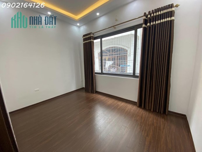 BÁN NHÀ PHỐ KIM HOA PHƯƠNG LIÊN ĐỐNG ĐA MỚI ĐẸP 10M RA PHỐ GẦN CV THỐNG NHẤT 42M 5T 6.4 TỶ