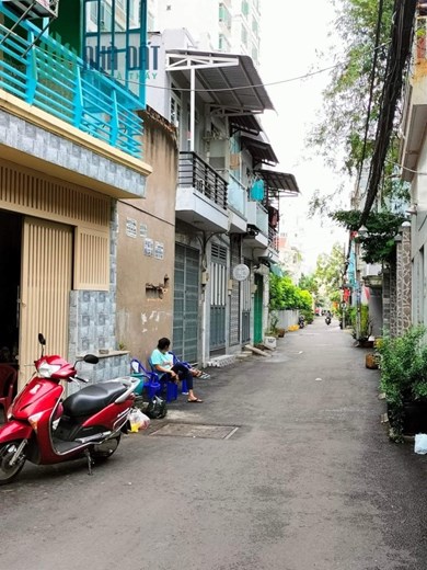 bán nhà Trần Xuân Soạn xe tải thông khu Kiều Đàm 61,6m2 Giá: 7 tỷ