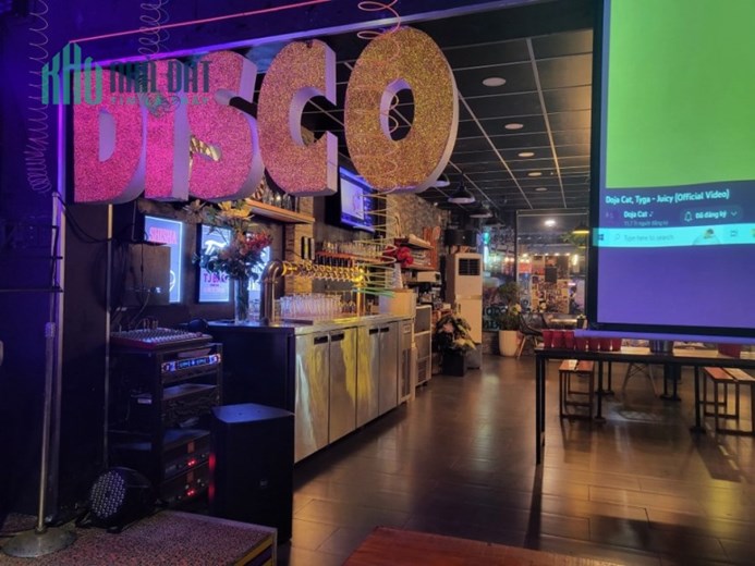 Duy nhất - Nhượng quán Bar - Nhà Hàng - Cafe lớn TT Quận 10 - Hoạt Động lâu năm