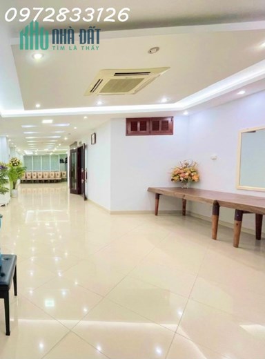 Bán văn phòng Trần Quang Diệu 125m2 8 tầng mặt tiền 6.2m giá rao bán 43 tỷ