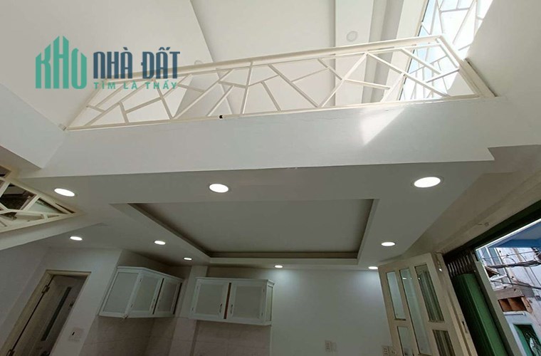 HẺM TRƯỚC NHA 4M, Ô TÔ NGỦ TRONG NHÀ 217.17.9 NƠ TRANG LONG, PHƯỜNG 12, BÌNH THẠNH.