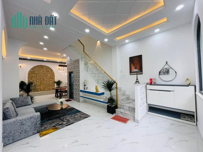 Bán nhà 44m2, 4 tầng mới đẹp Lê Văn Thọ. 4 tỷ còn TL