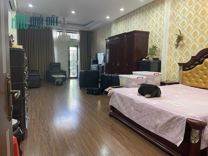 Bán Nhà Mặt Tiền Đường Tân Kỳ Tân Quý, Quận Tân Phú, 5.5x27x 5 Tầng, Chỉ 20 Tỉ