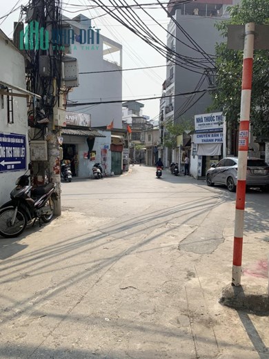 NHÀ CỰC ĐẸP PHỐ TÂN MAI 15M ÔTÔ TRÁNH 36M2 4 TẦNG 4 NGỦ 3.6 TỶ