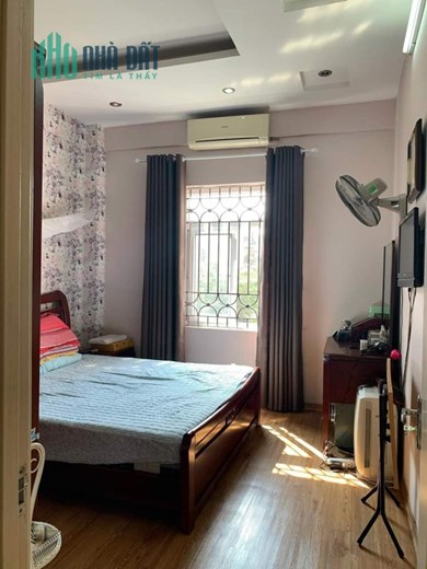 Bán căn hộ 74m2 2PN khu Trung hòa Nhân chính giá 2tỷ7
