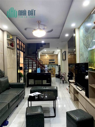 Bán nhà Phân lô Lương Thế Vinh, DT 43m x 5 tầng. Giá 6,2 tỷ, SĐCC. LH: 0922855868