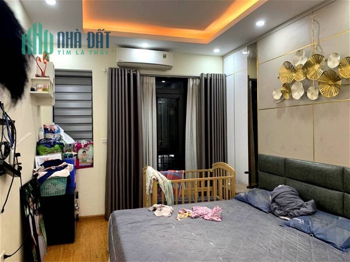 Bán nhà Phân lô Lương Thế Vinh, DT 43m x 5 tầng. Giá 6,2 tỷ, SĐCC. LH: 0922855868