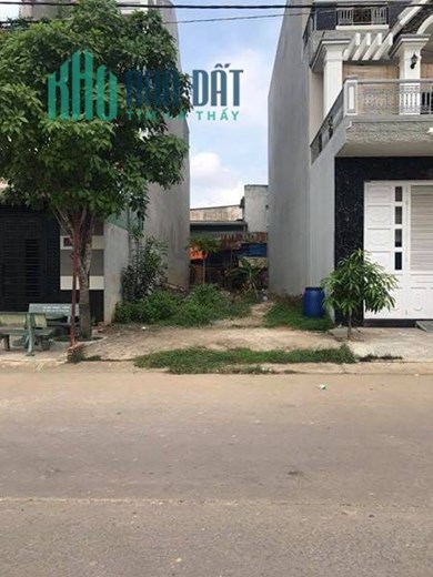 Cần tiền duy trì công ty, bán lỗ lô đất nằm bên hông UBND Bàu Bàng 100m2/700tr SHR