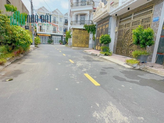 Nhà Phố Liền Kề Nguyễn Ảnh Thủ Quận 12 4 Tầng BTCT nhỉnh 5 Tỷ.