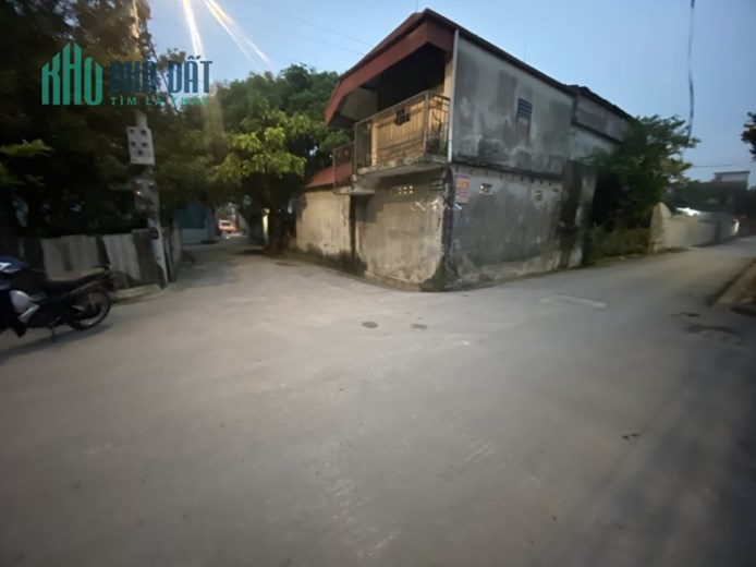 Bán lô góc 43m2 cạnh trường Archimedes Cổ Dương – Tiên Dương, đường thông. Lh 0981568317