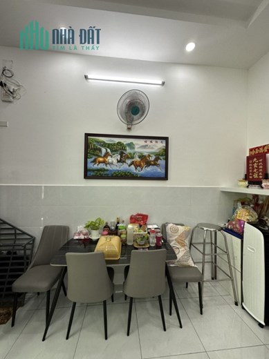 Bán Nhà Đẹp Ở Ngay Hậu Giang , Q6, 2 tầng, 3PN, SHR Vuông Vức, Chỉ 3.7 tỷ