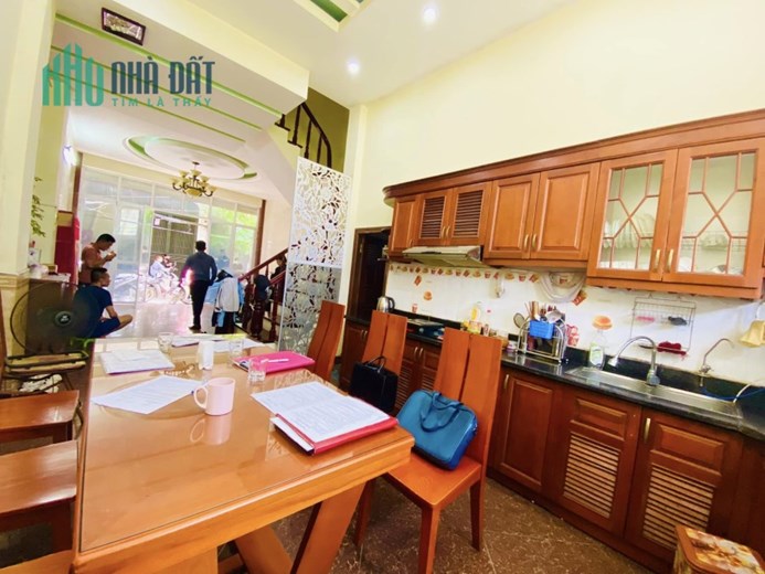 Bán nhà Trương Định 60m2, 4 tầng, mt 5m, nhỉnh 8 tỷ Hai Bà Trưng Hà Nội.