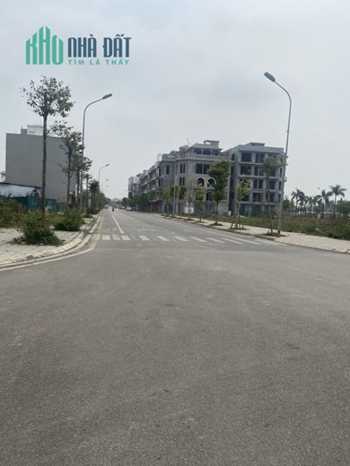 Bán đất 68m2 bìa làng Khu đô thị Cổ Dương - Tiên Dương,  đường nhựa 10m. Lh 0981568317