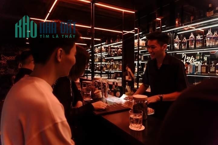 Mình cần sang nhượng quán cocktail bar tại: Tầng 3, số 24 Tuệ Tĩnh, Hai Bà Trưng, Hà Nội.