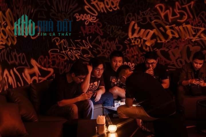 Mình cần sang nhượng quán cocktail bar tại: Tầng 3, số 24 Tuệ Tĩnh, Hai Bà Trưng, Hà Nội.