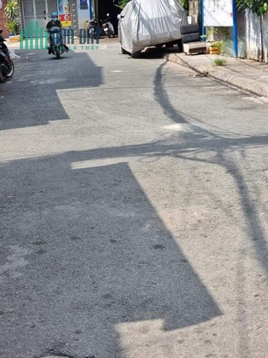 BÁN NHÀ TÂN KỲ TÂN QUÝ- 51M2- 2 TẦNG- 2PN- HẺM XE HƠI- 5 TỶxx  TL