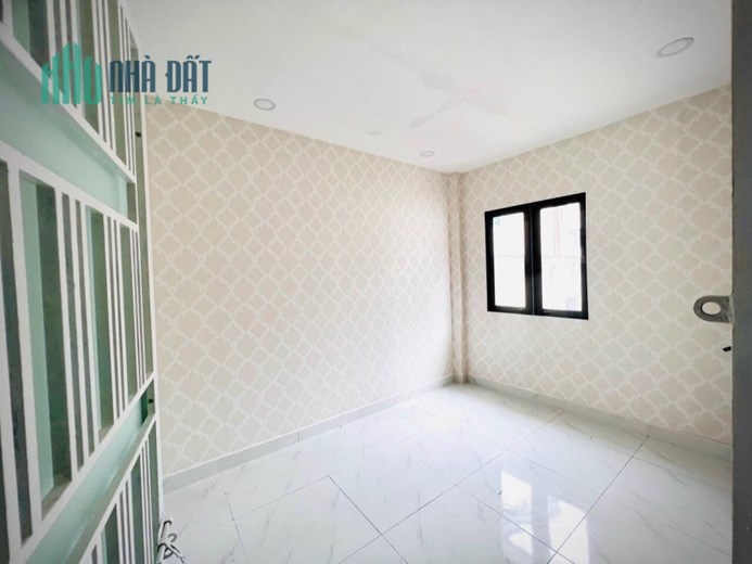 GÒ VẤP SÁT MẶT TIỀN NHÀ MỚI Ở NGAY - NHỈNH 2,5 TỶ BỚT LỘC - DT 25M2 NHÀ 3 TẦNG - GẦN CHỢ AN NHƠN GÒ