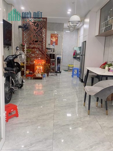 NHÀ MỚI FULL NỘI THẤT - HUỲNH VĂN BÁNH - NGAY TT QUẬN PHÚ NHUẬN - 5 TẦNG BTCT - 4PN - 6.99 TỶ TL