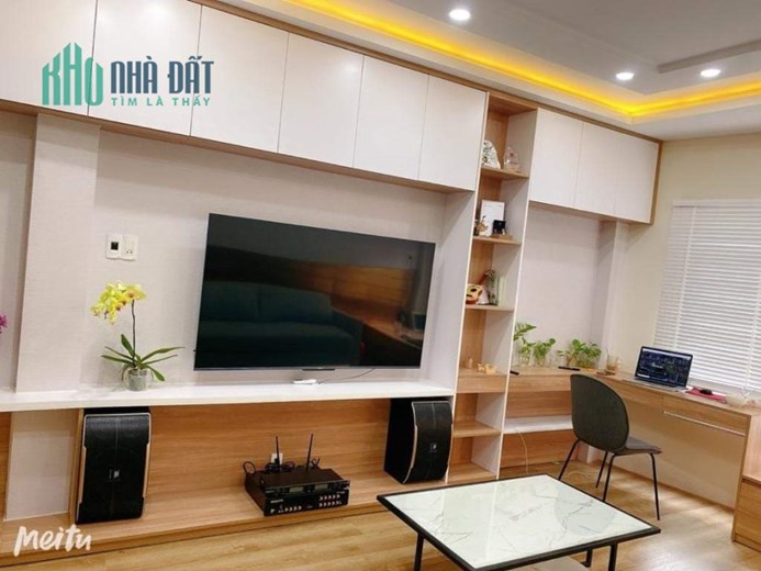 NHÀ MỚI FULL NỘI THẤT - HUỲNH VĂN BÁNH - NGAY TT QUẬN PHÚ NHUẬN - 5 TẦNG BTCT - 4PN - 6.99 TỶ TL