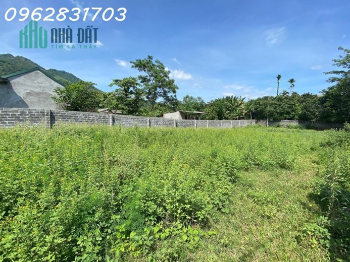 Lô đất hiếm còn sót lại chỉ hơn 1 tỷ- bám sông tới 50m, đường bê tông to rộng thấy ngay lãi