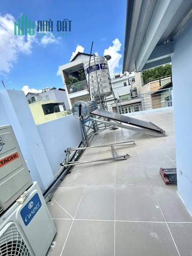 NHÀ VỊ TRÍ ĐẸP, SÁT HXH TRƯỜNG SA, DT 32M2, 4 TẦNG, CHỈ 6.1 TỶ TL