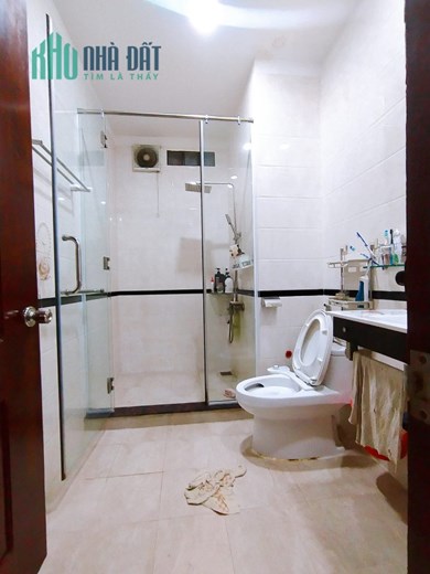 Chính chủ Bán nhà Lê Quang Định, P 11, Q Bình Thạnh  80 m2, 3 tầng, hẻm xe hơi chỉ 5,5 tỷ