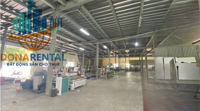 nhà xưởng sản xuất có sẵn máy móc chuyên hàng nội thất MDF, trạm điện 250kwa