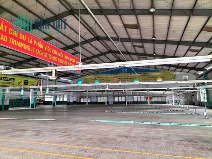 nhà xưởng, cho thuê sản xuất, hoặc dùm làm kho bãi. vị trí thuận lợi. giáp ranh BD và TP HCM