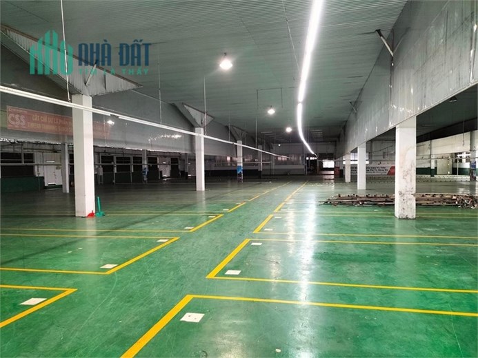 nhà xưởng, cho thuê sản xuất, hoặc dùm làm kho bãi. vị trí thuận lợi. giáp ranh BD và TP HCM
