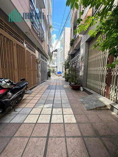 NHÀ THÍCH QUẢNG ĐỨC - PHÚ NHUẬN - 4 TẦNG 5 PHÒNG NGỦ - FULL NỘI THẤT XỊN SÒ - SỔ VUÔNG - 6.5 TỶ TL