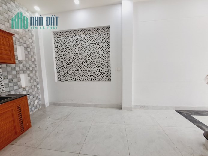 Nhà Bình Trị Đông A , Bình Tân - Hẻm xe tải - 4 Tầng 5PN chỉ nhỉnh 4Tỷ