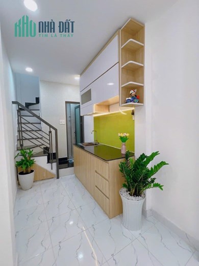 Nhà đầy đủ công năng, đẹp trung tâm Bình Thạnh, 3 tầng, hẻm thông