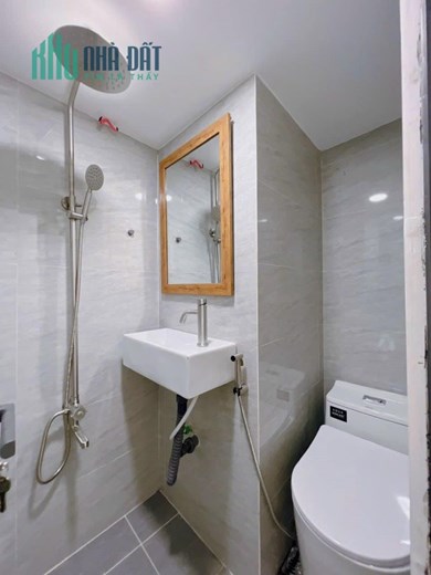 Nhà đầy đủ công năng, đẹp trung tâm Bình Thạnh, 3 tầng, hẻm thông