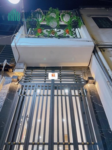 Nhà đầy đủ công năng, đẹp trung tâm Bình Thạnh, 3 tầng, hẻm thông