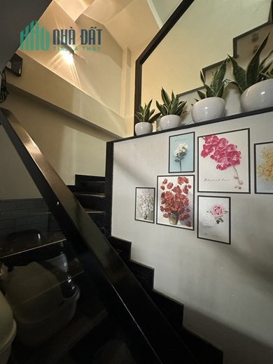 Nhà Mặt Tiền, shr 44m2, 3 tầng, Gía 3ty930, Đg Phạm Ngọc Thảo, P. Tây Thạnh, Q. Tân Phú