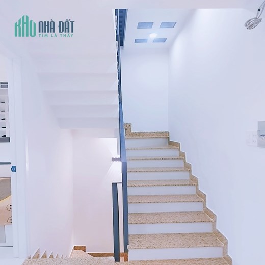 Nhà Bán Thống Nhất Gò Vấp, 4 Tầng BTCT Đẹp, Hoàn Công 2023, Chỉ 4 Tỷ x