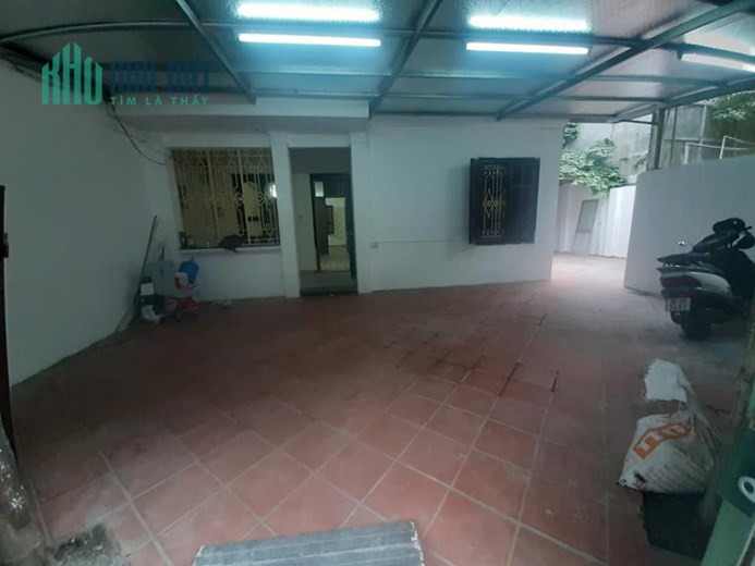 BÁN NHÀ CHÍNH CHỦ PHỐ GIẢI PHÓNG, THANH XUÂN, 50M, 4T, MT 5.5M, LÔ GÓC, OTO, KD, NHỈNH 8 TỶ,