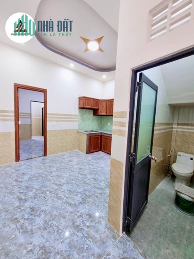1 Căn Nhà Vừa Rẻ - Đẹp- Ban công và sân đậu oto - 2 LẦU - 3 PHÒNG NGỦ - 3 WC - Tỉnh Lộ 864 đi vào