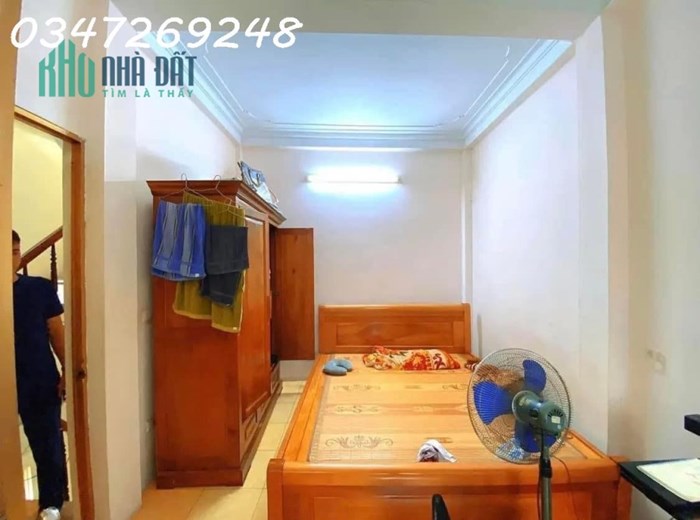 Bán nhà kinh doanh phố Quan Nhân Thanh Xuân ngõ thông nở hậu 33m2 4T MT 5.3m