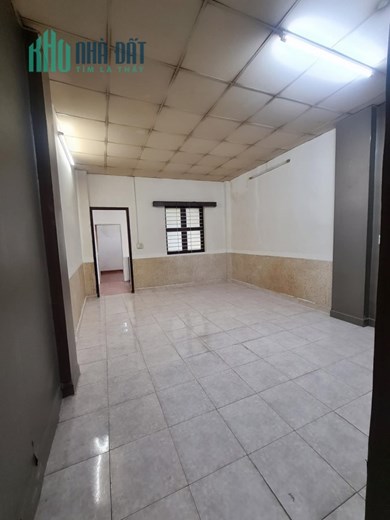 Cần bán gấp nhà mặt tiền nở hậu Trần Hưng Đạo Quận 5, 76m2, chỉ 26 tỷ