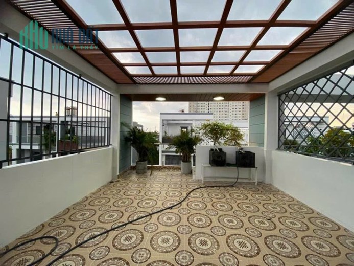 Bán nhà 2581 Huỳnh Tấn Phát, 6.5x13m, 4 tầng, giá 7.6 tỷ