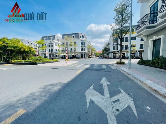 Bán Căn Vincom Mỹ Tho đối diện bãi xe Vincom giá chỉ 1x tỷ