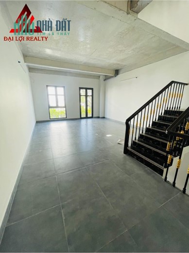 Bán Căn Vincom Mỹ Tho đối diện bãi xe Vincom giá chỉ 1x tỷ