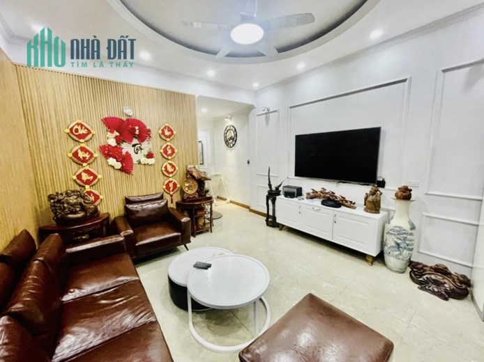 Bán nhà lô góc Ngõ 376 Khương Đình, gần phố, ngõ rộng, nở hậu, 60m*5 t, nhỉnh 6 tỷ