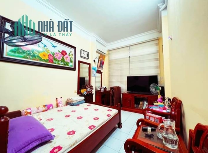Nhà đẹp lô góc, ngõ nông 5m ra ô tô 36m giá 4.99 tỷ Phạm Văn Đồng Cầu Giấy