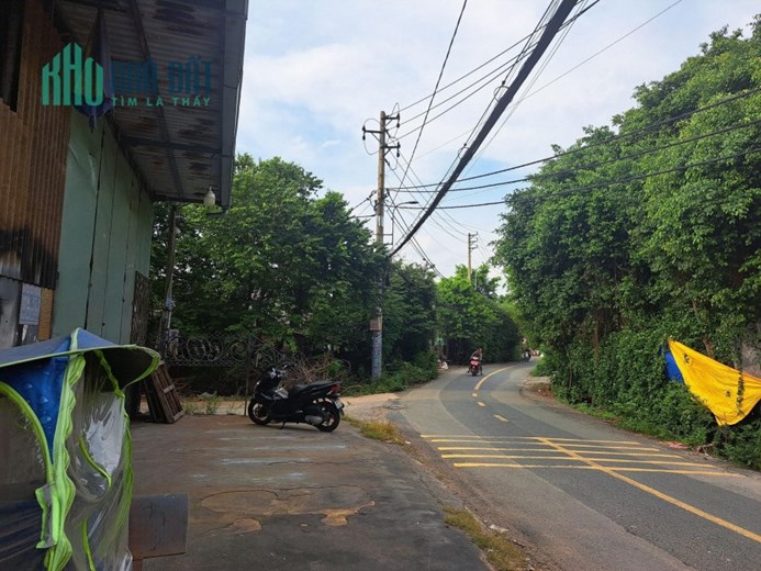 Đất thổ Đặng Thúc Vịnh, mặt tiền nhựa Hocmon 450m, chỉ 30tr.m